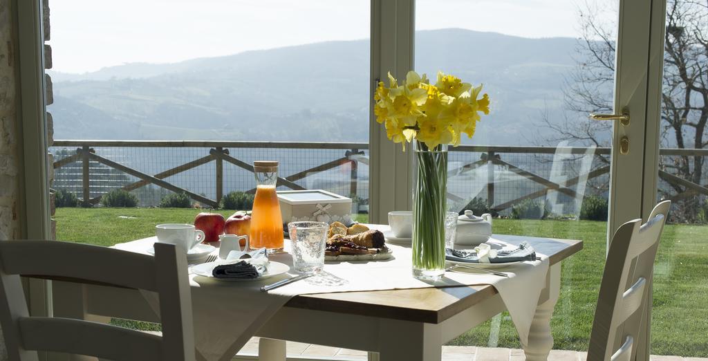 Agriturismo Fattoria Di Monticello 新维南佐 外观 照片